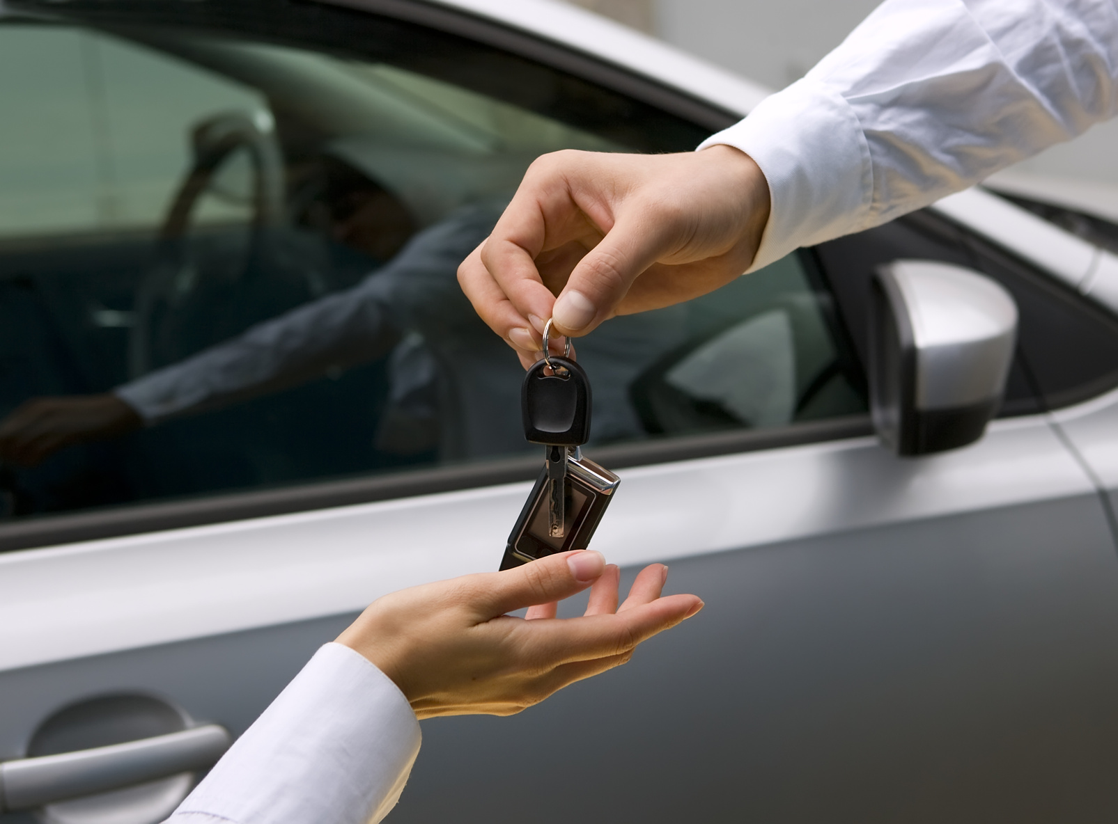 Noleggio a lungo termine di auto e moto